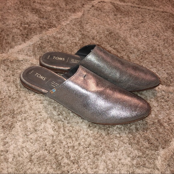 toms pewter metallic